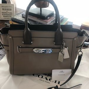Coach swagger 27 colorblock